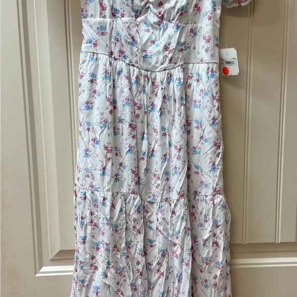 Altar'd State White Floral Puff Sleeve Maxi Dress - Picture 2 of 10